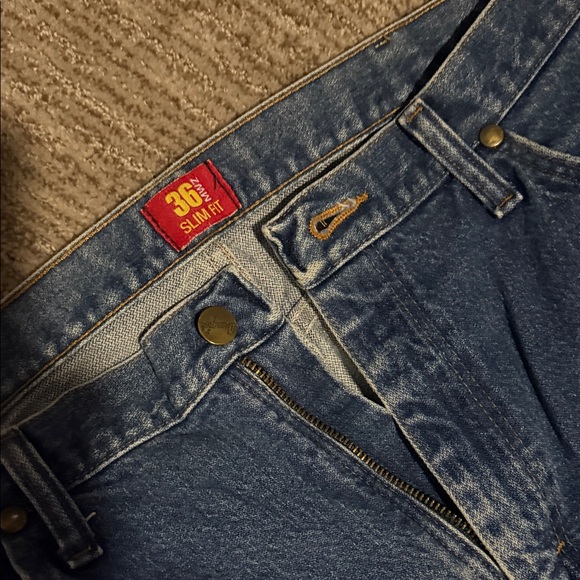 Wrangler Men's Slim Fit Jeans Bundle - Picture 3 of 5